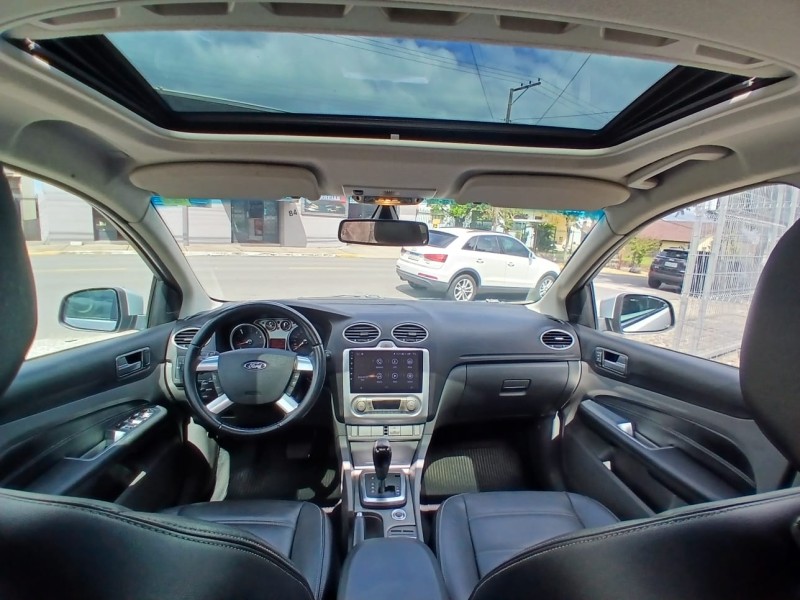 FOCUS 2.0 TITANIUM 16V FLEX 4P AUTOMÁTICO - 2012 - FARROUPILHA