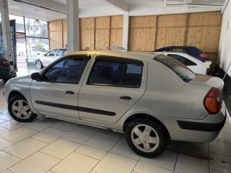 CLIO 1.6 PRIVILÉGE SEDAN 16V GASOLINA 4P MANUAL - 2003 - CAXIAS DO SUL