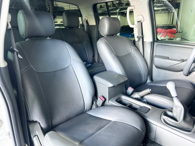 FRONTIER 2.5 LE 4X4 CD TURBO ELETRONIC DIESEL 4P MANUAL - 2012 - NOVO HAMBURGO