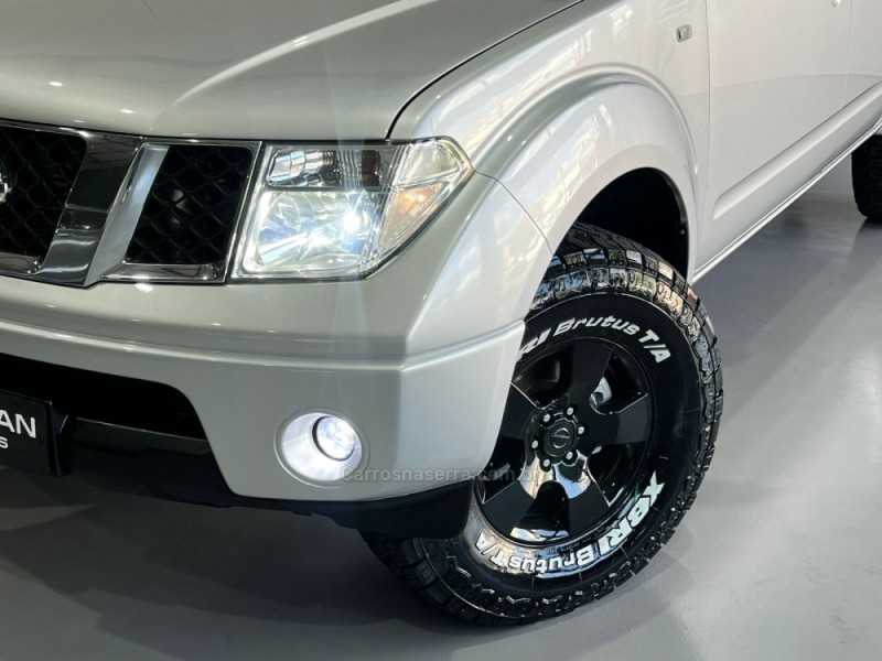 FRONTIER 2.5 LE 4X4 CD TURBO ELETRONIC DIESEL 4P MANUAL - 2012 - NOVO HAMBURGO