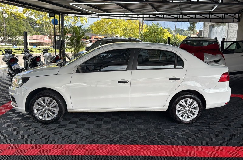 VOYAGE 1.6 MSI TOTALFLEX 8V 4P MANUAL - 2021 - CANELA