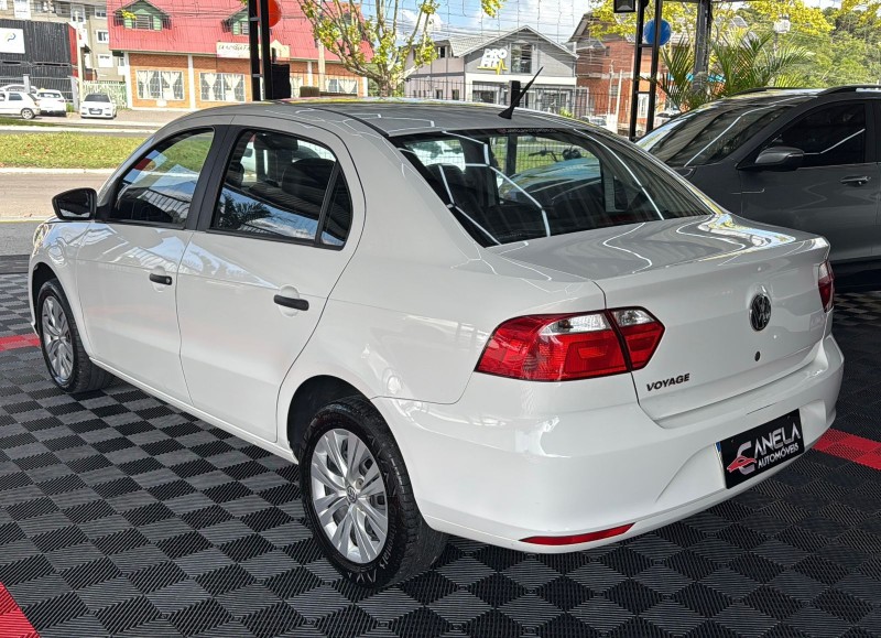 VOYAGE 1.6 MSI TOTALFLEX 8V 4P MANUAL - 2021 - CANELA