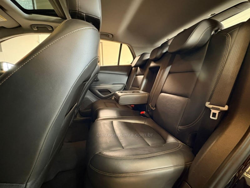 TRACKER 1.4 16V TURBO FLEX LTZ AUTOMÁTICO - 2017 - CAMPO BOM