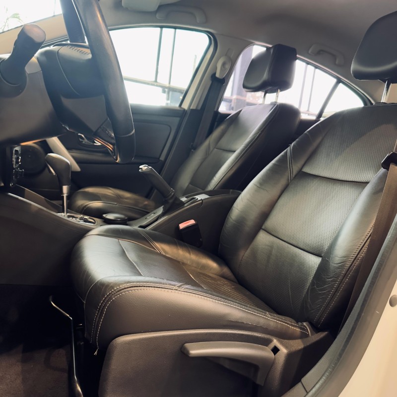 FLUENCE 2.0 DYNAMIQUE 16V FLEX 4P AUTOMÁTICO - 2014 - CAXIAS DO SUL