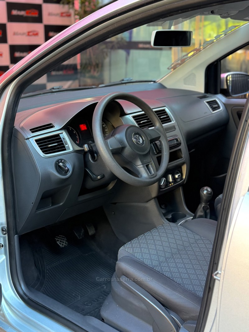 FOX 1.0 MI TRENDLINE 8V FLEX 4P MANUAL - 2015 - ESTâNCIA VELHA