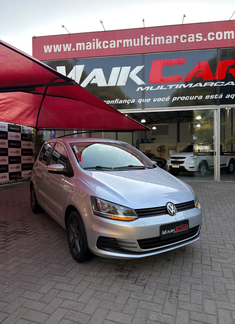 FOX 1.0 MI TRENDLINE 8V FLEX 4P MANUAL - 2015 - ESTâNCIA VELHA