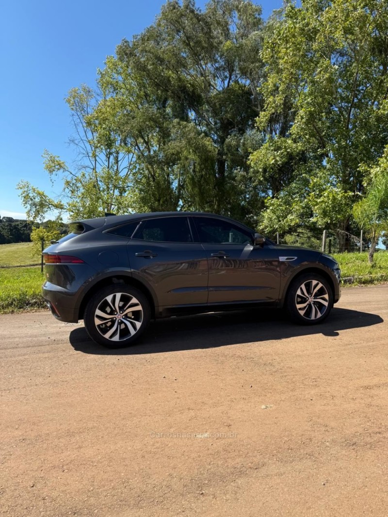 E-PACE 2.0 16V P250F R-DYNAMIC S AWD FLEX 4P AUTOMÁTICO - 2023 - IBIRAIARAS