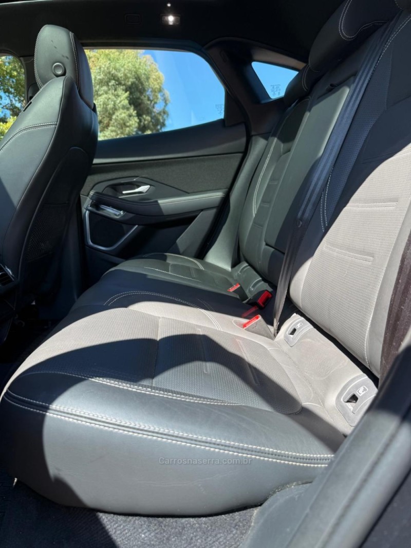 E-PACE 2.0 16V P250F R-DYNAMIC S AWD FLEX 4P AUTOMÁTICO - 2023 - IBIRAIARAS