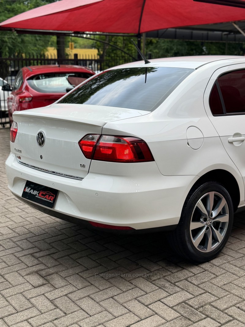 VOYAGE 1.6 MI HIGHLINE 8V FLEX 4P MANUAL - 2014 - ESTâNCIA VELHA