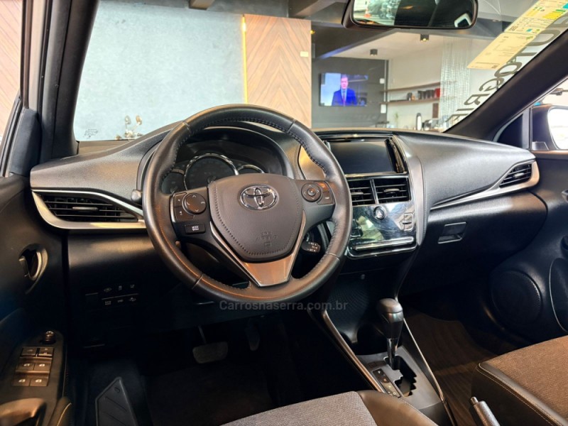 YARIS 1.5 XS 16V FLEX 4P AUTOMÁTICO - 2023 - CAMPO BOM