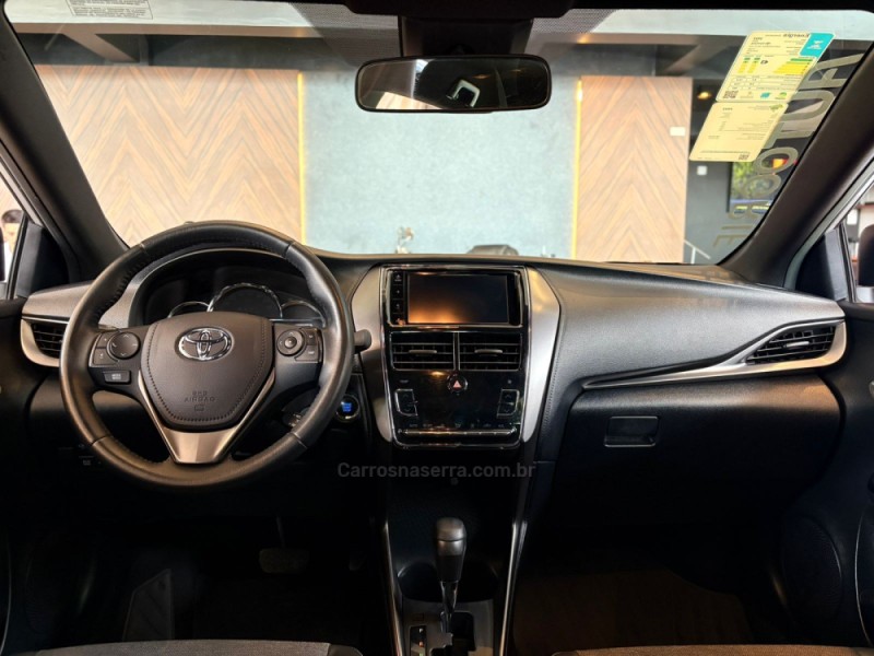 YARIS 1.5 XS 16V FLEX 4P AUTOMÁTICO - 2023 - CAMPO BOM