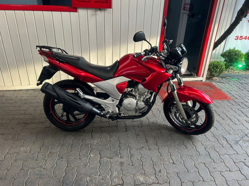 FAZER YS 250 - 2010 - TRêS COROAS