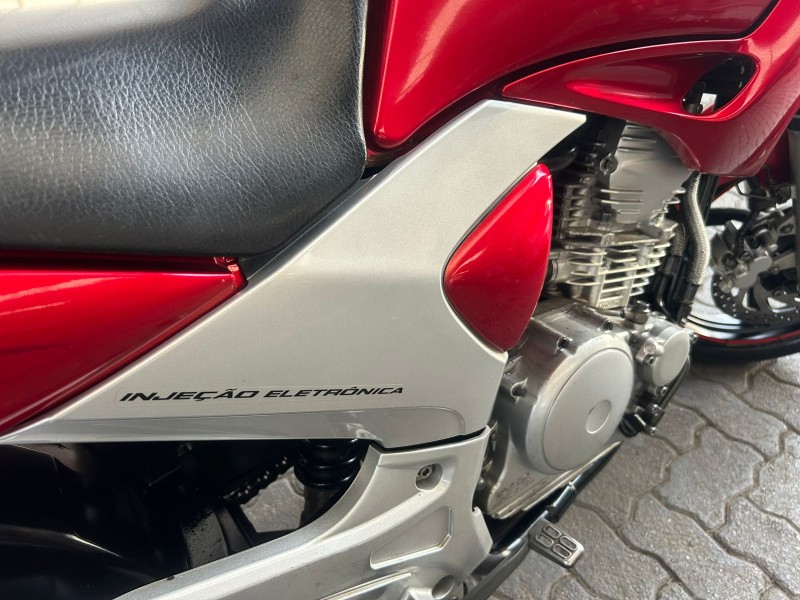 FAZER YS 250 - 2010 - TRêS COROAS