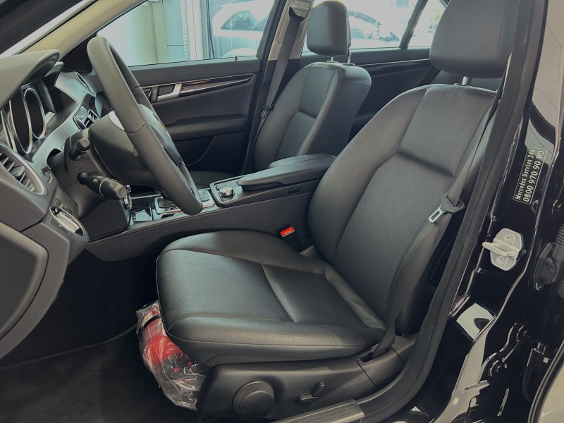 C 180 1.8 CGI CLASSIC 16V TURBO GASOLINA 4P AUTOMÁTICO - 2012 - CAXIAS DO SUL