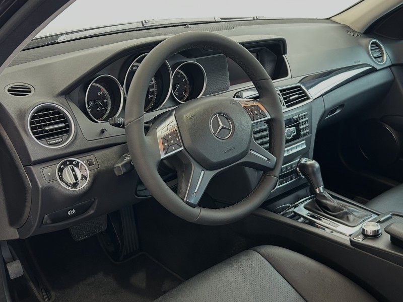 C 180 1.8 CGI CLASSIC 16V TURBO GASOLINA 4P AUTOMÁTICO - 2012 - CAXIAS DO SUL