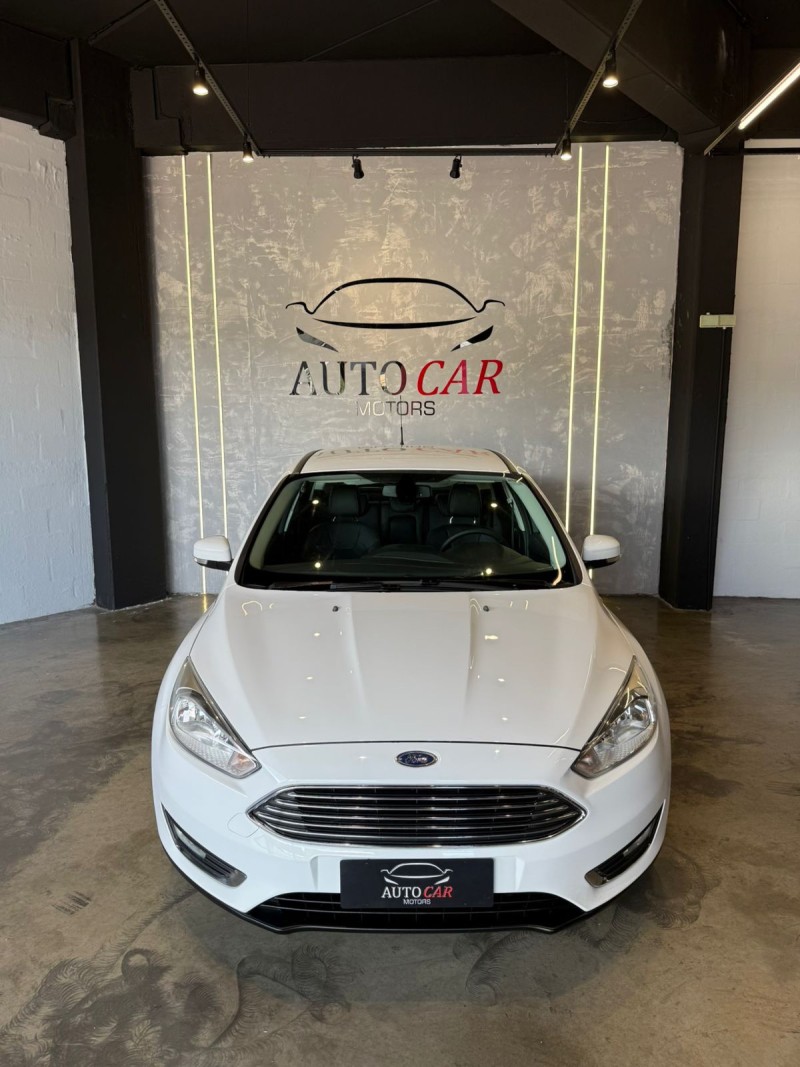 FOCUS 2.0 TITANIUM HATCH 16V FLEX 4P AUTOMÁTICO - 2016 - CAXIAS DO SUL