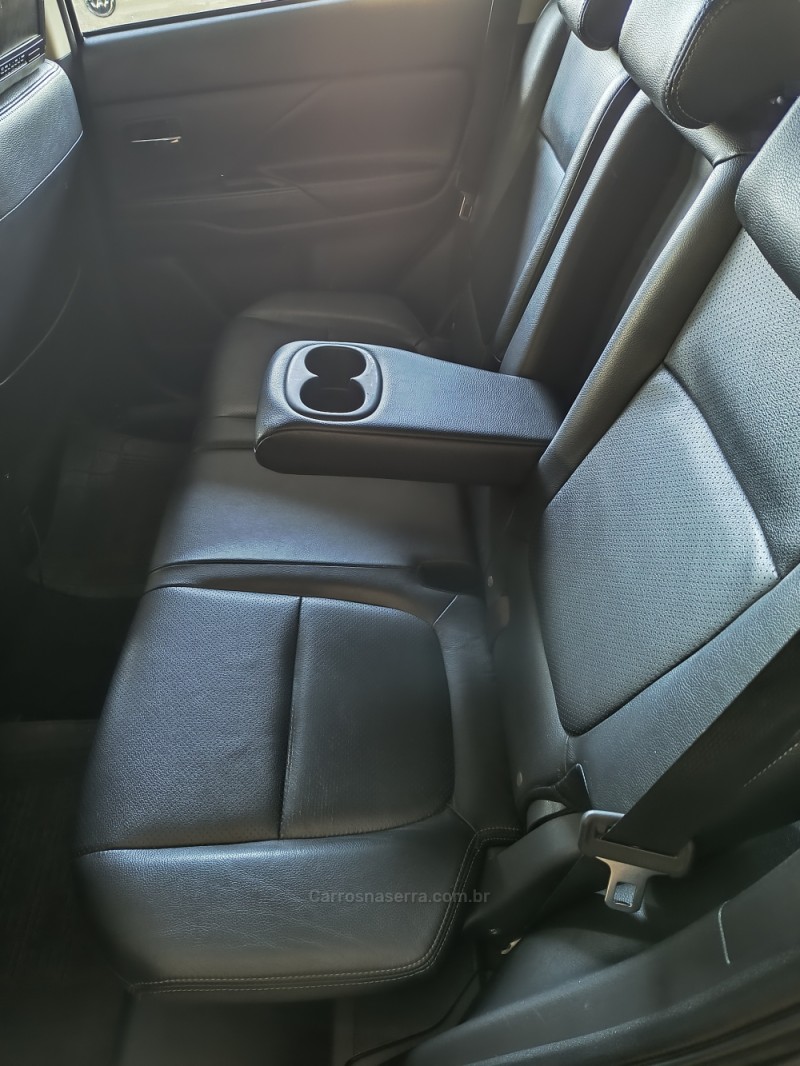 OUTLANDER 2.0 16V GASOLINA 4P AUTOMÁTICO - 2014 - BENTO GONçALVES