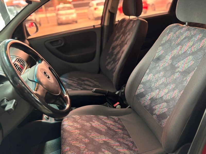 CORSA 1.0 MPFI VHC 8V GASOLINA 4P MANUAL - 2004 - CAXIAS DO SUL