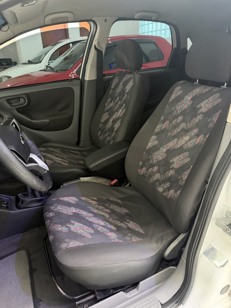 CORSA 1.8 MPFI 8V FLEX 4P MANUAL - 2004 - CAXIAS DO SUL