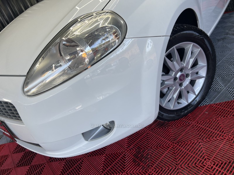 PUNTO 1.6 ESSENCE 16V FLEX 4P MANUAL - 2012 - CAXIAS DO SUL