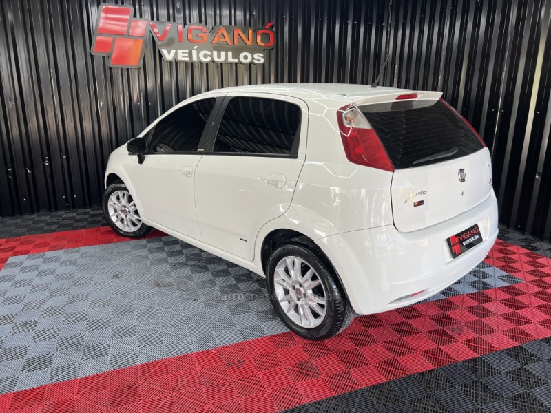 PUNTO 1.6 ESSENCE 16V FLEX 4P MANUAL - 2012 - CAXIAS DO SUL