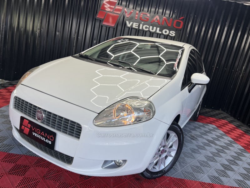 PUNTO 1.6 ESSENCE 16V FLEX 4P MANUAL - 2012 - CAXIAS DO SUL