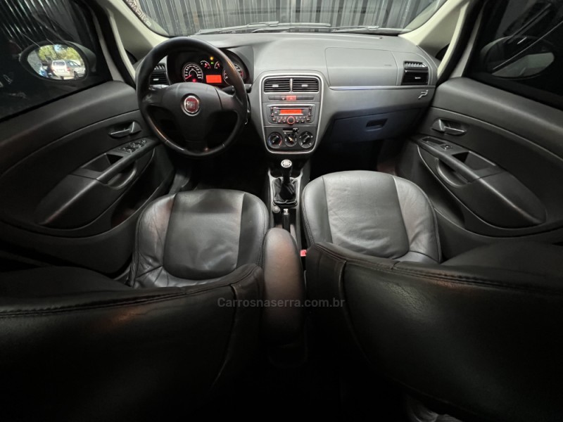 PUNTO 1.6 ESSENCE 16V FLEX 4P MANUAL - 2012 - CAXIAS DO SUL
