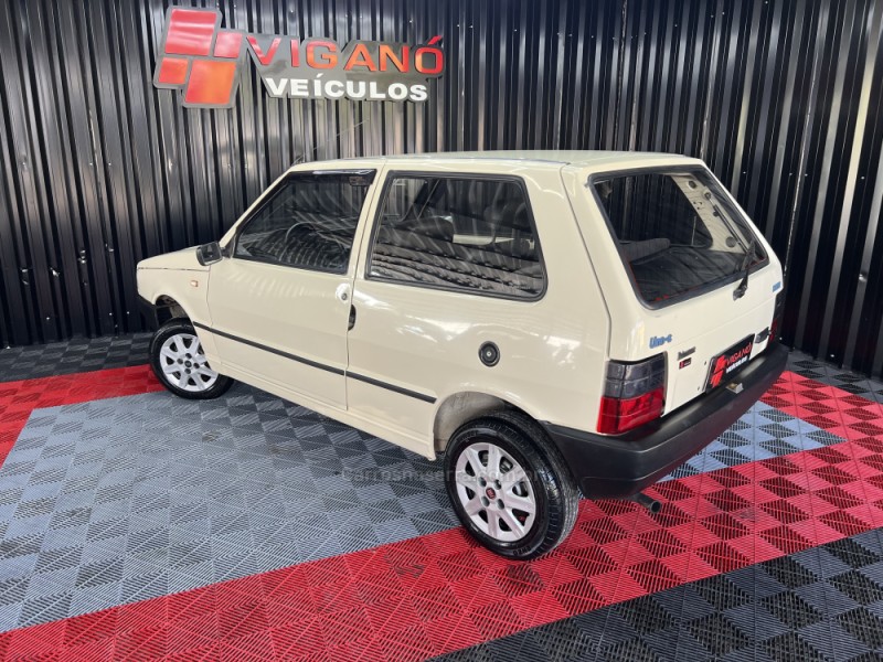 UNO 1.3 SX 8V GASOLINA 2P MANUAL - 1990 - CAXIAS DO SUL