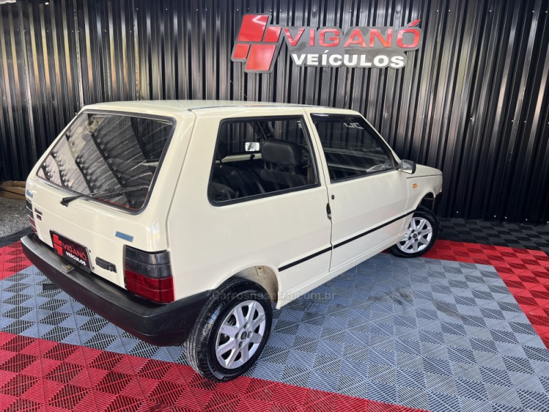UNO 1.3 SX 8V GASOLINA 2P MANUAL - 1990 - CAXIAS DO SUL
