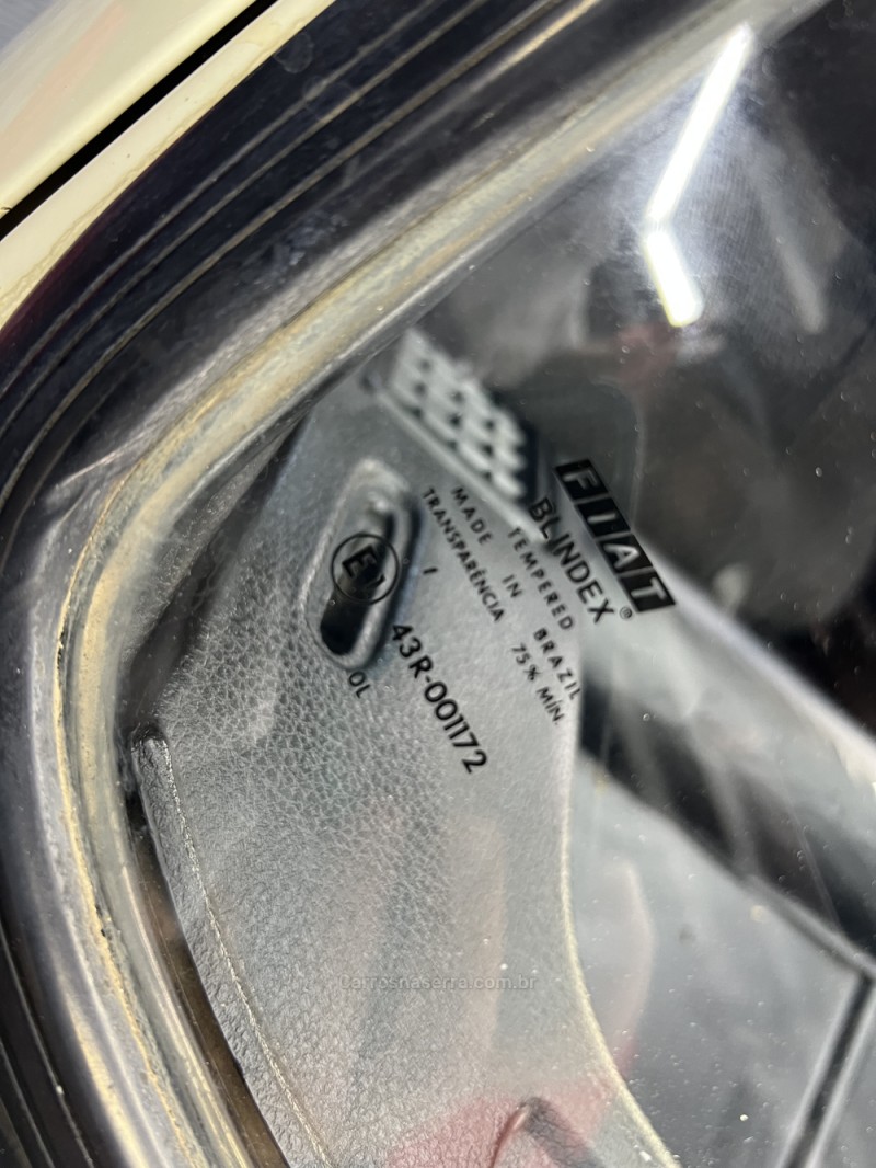 UNO 1.3 SX 8V GASOLINA 2P MANUAL - 1990 - CAXIAS DO SUL