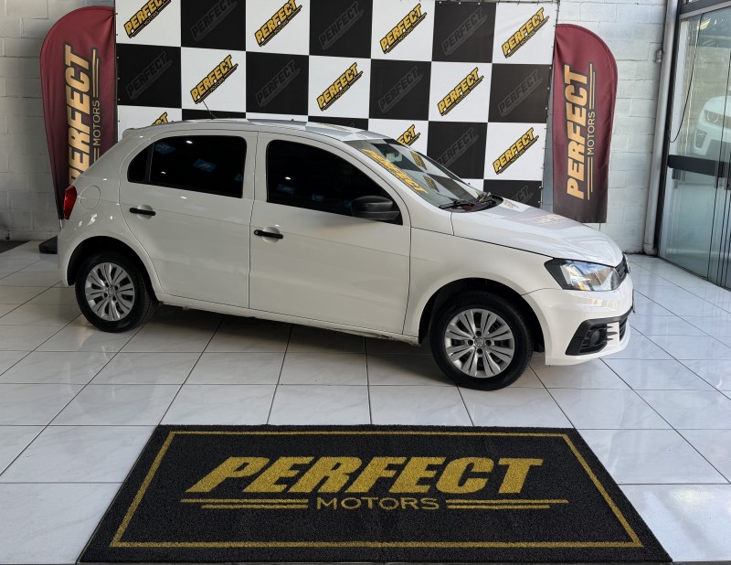 GOL 1.0 12V MPI TOTALFLEX TRENDLINE 4P MANUAL - 2018 - PORTãO