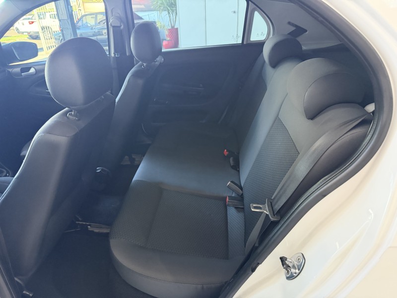 GOL 1.0 12V MPI TOTALFLEX TRENDLINE 4P MANUAL - 2018 - PORTãO