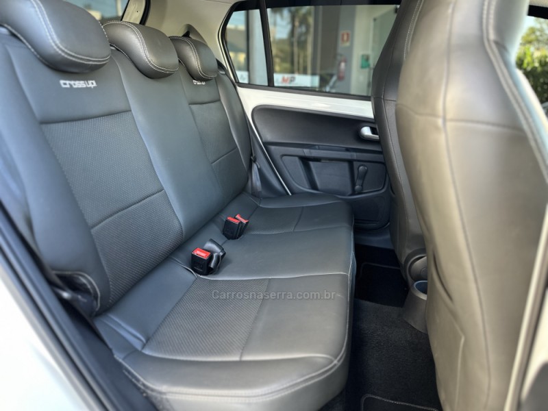 UP 1.0 TSI CROSS 12V FLEX 4P MANUAL - 2018 - TUPANDI