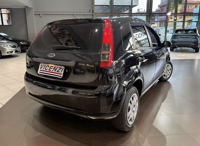 FIESTA 1.0 MPI CLASS 8V FLEX 4P MANUAL - 2012 - FARROUPILHA