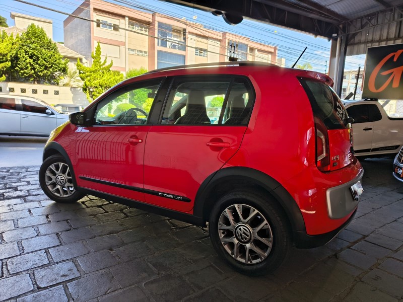 UP 1.0 CROSS T.FLEX 12V 4P MANUAL - 2015 - CAXIAS DO SUL