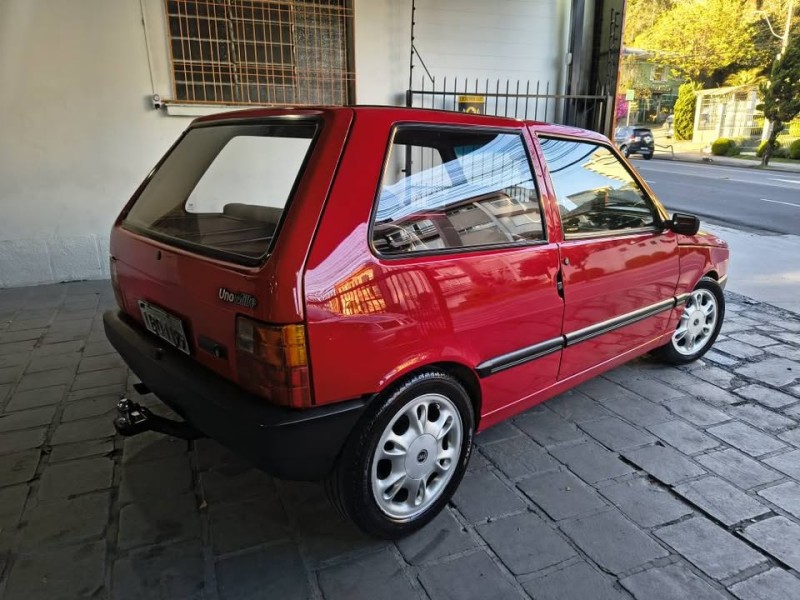 UNO 1.0 MILLE ELETRONIC 8V GASOLINA 2P MANUAL - 1993 - CAXIAS DO SUL