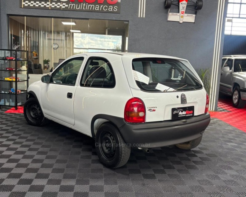 CORSA 1.0 MPFI WIND 8V GASOLINA 2P MANUAL - 1999 - VACARIA