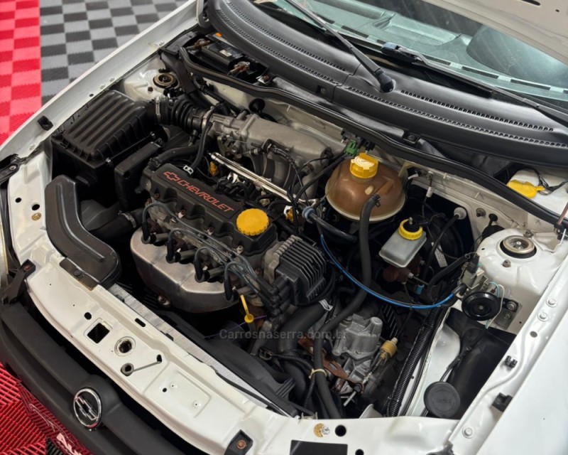 CORSA 1.0 MPFI WIND 8V GASOLINA 2P MANUAL - 1999 - VACARIA