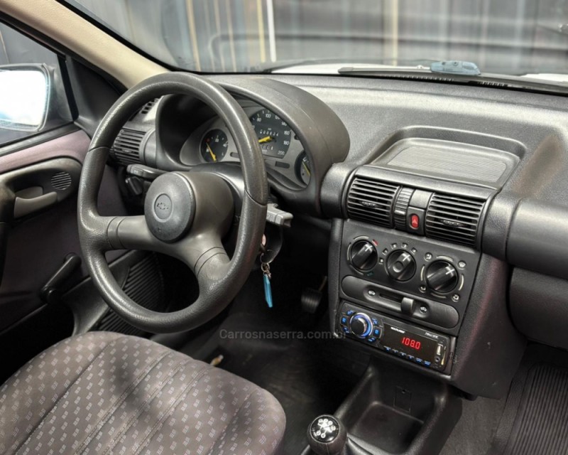 CORSA 1.0 MPFI WIND 8V GASOLINA 2P MANUAL - 1999 - VACARIA