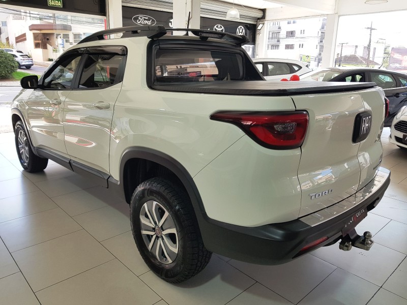 TORO 1.8 16V EVO FLEX FREEDOM AUTOMÁTICO - 2017 - CAXIAS DO SUL