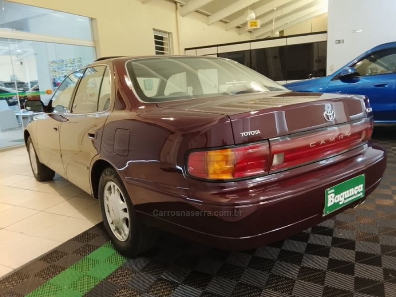 CAMRY 3.0 XLE V6 24V GASOLINA 4P AUTOMÁTICO - 1993 - NOVO HAMBURGO