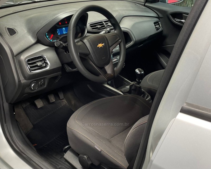 ONIX 1.0 MPFI LT 8V FLEX 4P MANUAL - 2013 - VACARIA