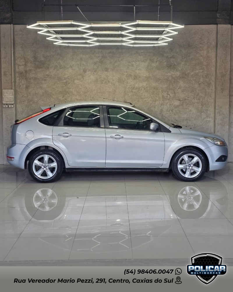 FOCUS 1.6 8V FLEX 4P MANUAL - 2011 - CAXIAS DO SUL