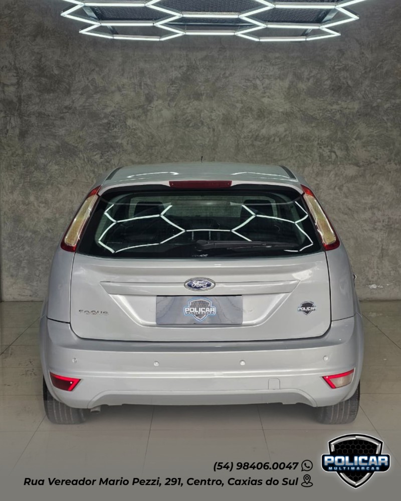FOCUS 1.6 8V FLEX 4P MANUAL - 2011 - CAXIAS DO SUL