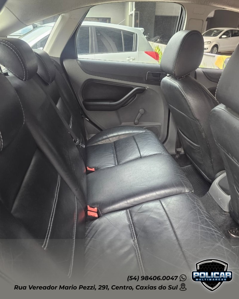 FOCUS 1.6 8V FLEX 4P MANUAL - 2011 - CAXIAS DO SUL