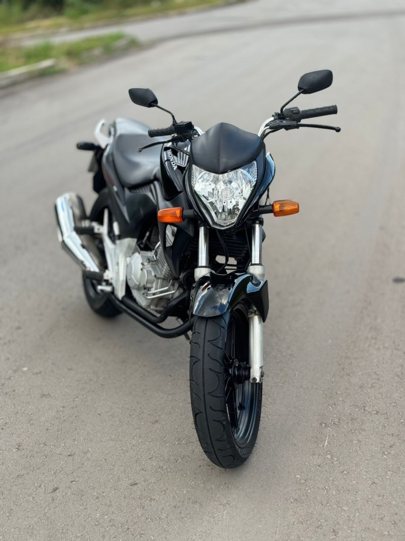 CB 300R  - 2011 - BENTO GONçALVES