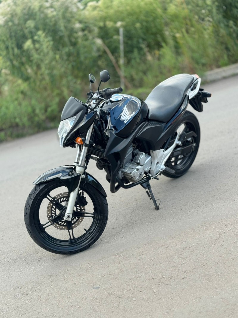 CB 300R  - 2011 - BENTO GONçALVES