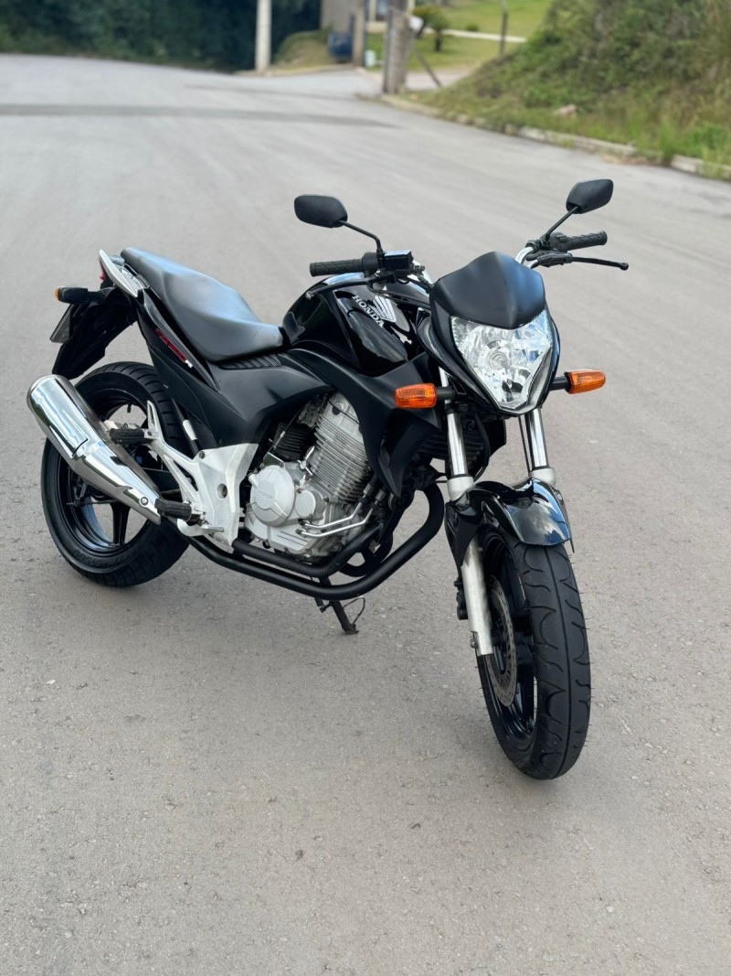 CB 300R 