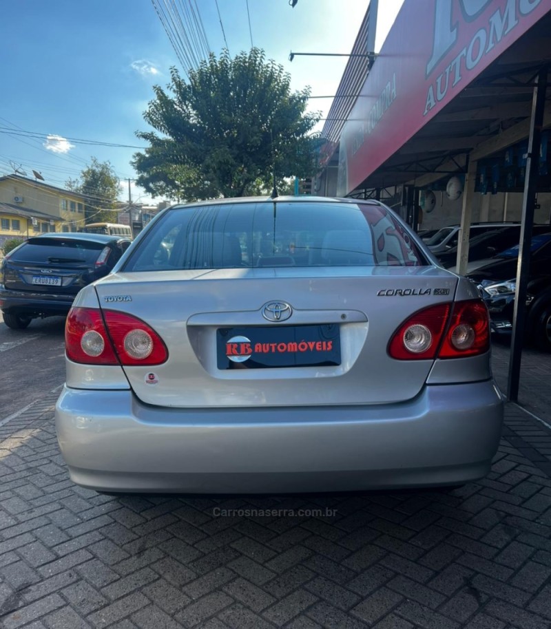 COROLLA 1.6 XLI WAGON 16V GASOLINA 4P AUTOMÁTICO - 2005 - PAROBé