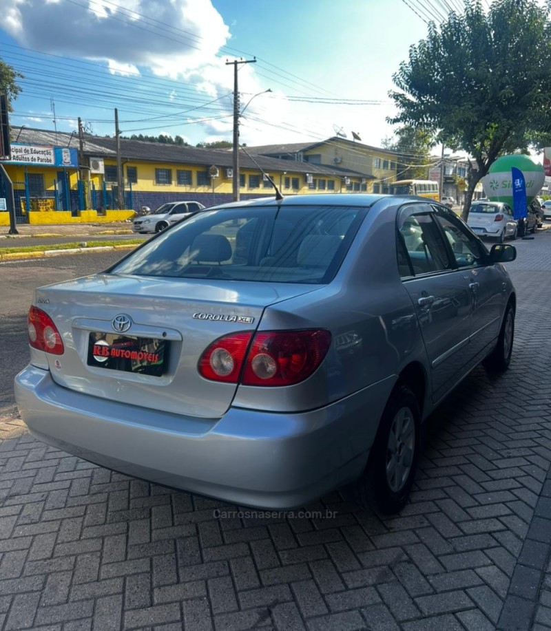 COROLLA 1.6 XLI WAGON 16V GASOLINA 4P AUTOMÁTICO - 2005 - PAROBé